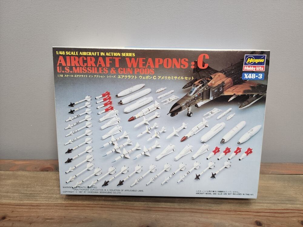 1/48 Hasegawa Aircraft Weapons C US Missiles & Gun Pods Plastic Model Kit X48-3